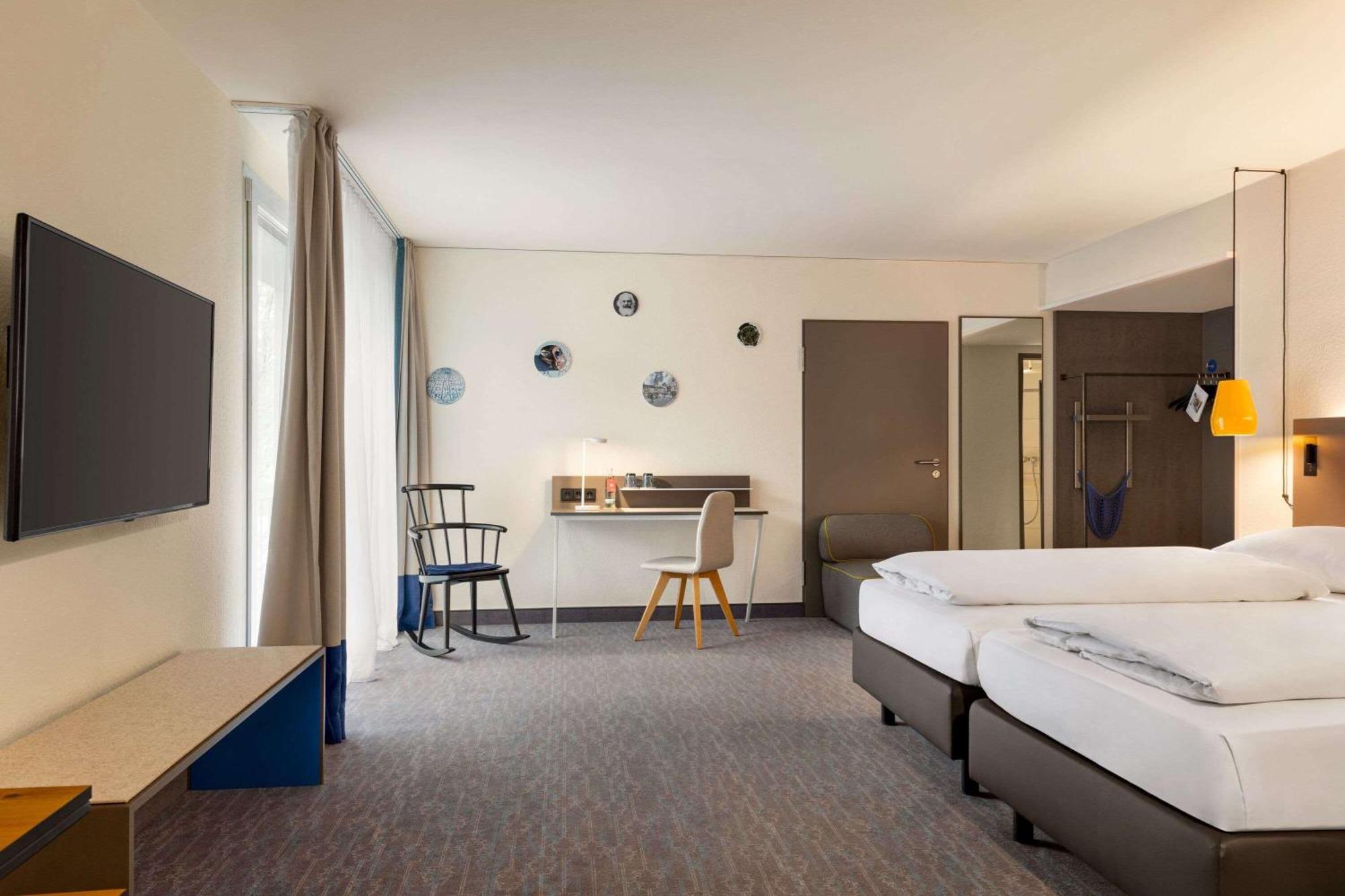Hotel Vienna House Easy By Wyndham 4*