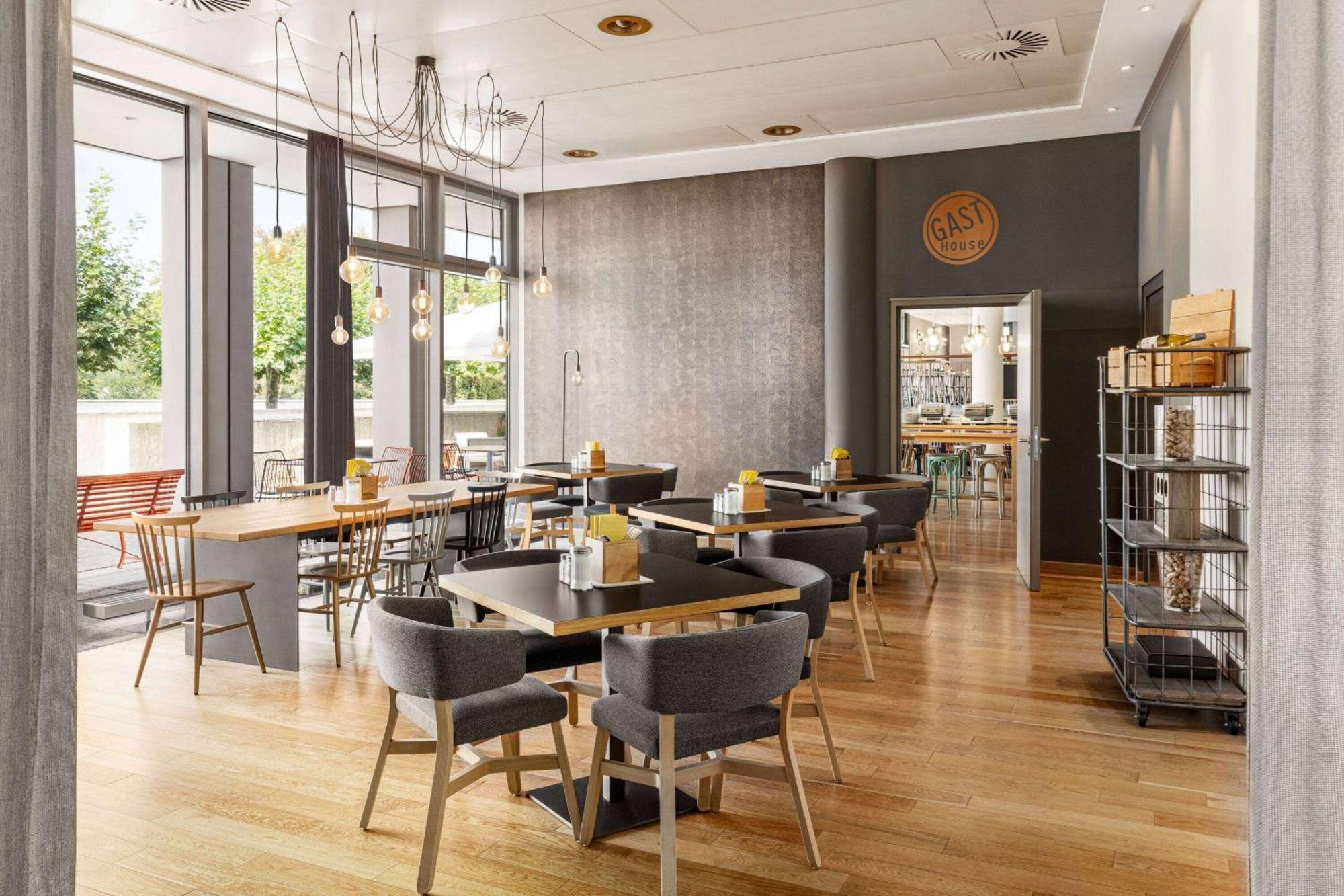 Vienna House Easy By Wyndham Hotel