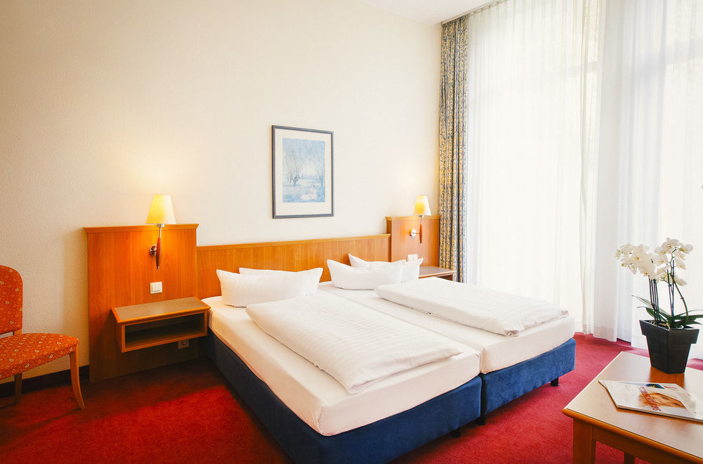 Vienna House Easy By Wyndham Hotel Trier